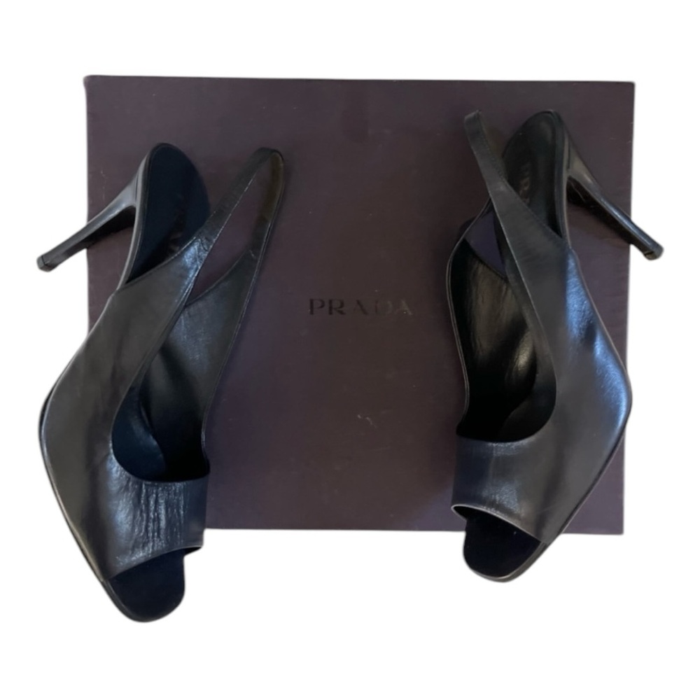Prada Navy Blue Heels with Slingback and Open Toe - Picture 3 of 5